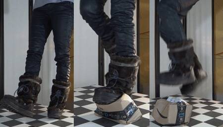 Squeezed out by Tanja under her TH snowboots - Cam 1