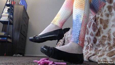 Toe Tapping in Black Ballet Flats on FAKE Worms 2