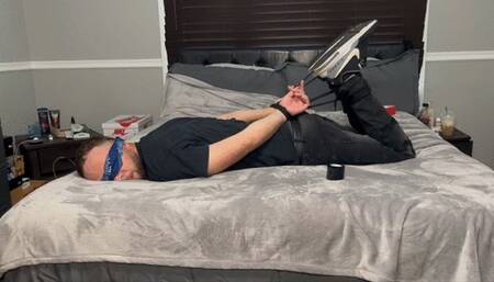 Blindfold, Hogited Tickling