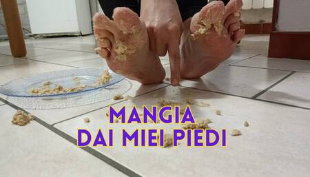 PADRONADOMINATION: EAT FROM MY FEET LOSER