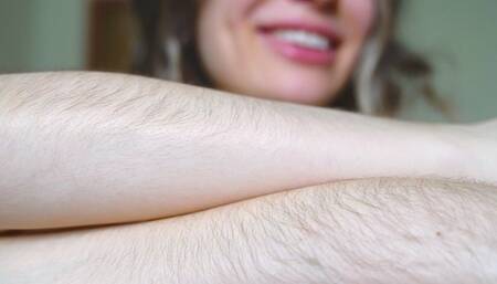 Hairy arms and pits