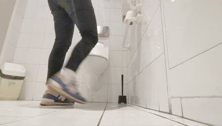 Loud Groans& farts at work cause I had a HUGE load to drop - Giant Splash at work