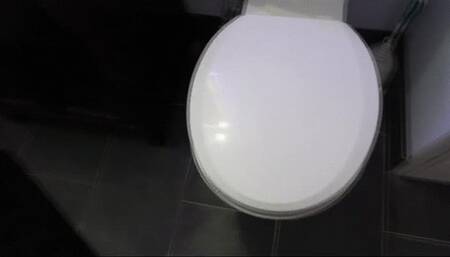 Jerk to my Toilet Loser-Rip Off Humiliation MP4 640
