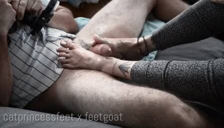 Jerk on my wrinkly milf soles! cuck's pov