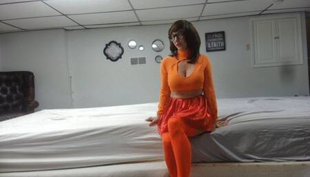 velma has a anal clue for you