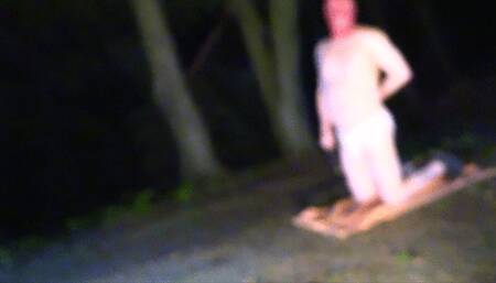 maison outdoors pegging a nd almost fisting this cumslut in the garden