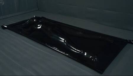 Dancing in a black vertical vacuum bed