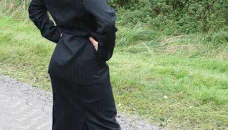 Maria's Jimmy Choo Tri Nappa High Heels Walk 4 (1920x1080)