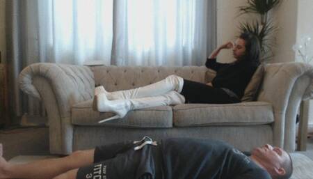 Human Ashtray 34 (AVI)