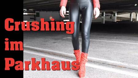 Crushing in the car park - Crushing im Parkhaus