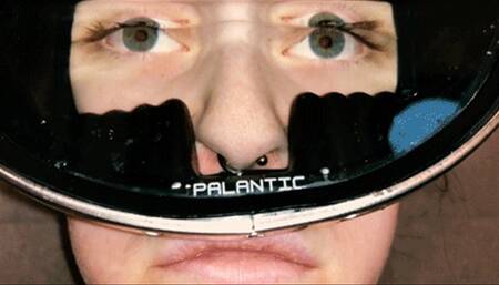 Betty Flooded Oval Mask 2020