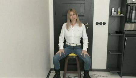 Jeans wetting MP4 FULL HD 1080p