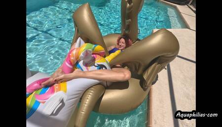 Aquaphilias- Mya- Dragon Love- Inflatables