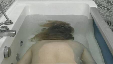 You win the fight and survive MP4 HD 720p