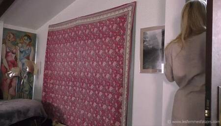 LA Smother! Who's In The Bag!!!??? The Golden Avenger Face Sits The Evil Dr Putz