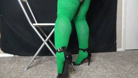 Toe Tapping Thigh High Socks High Heels (MP4) ~ MissDias Playground