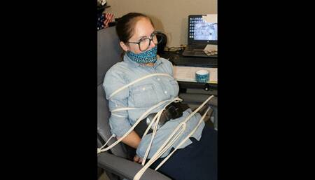 SECRETS OF THE JUNGLE RUINS (r)