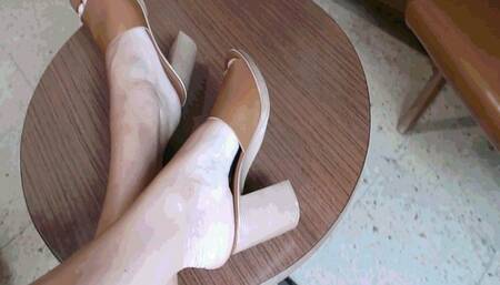 Alluring dangling AVI(1920*1080)HD