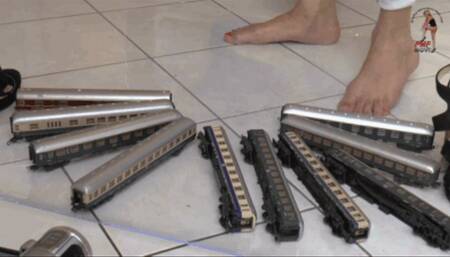 Merciless Train Waggons crush 5