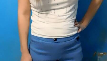 Erika pee in jeans and wetlook