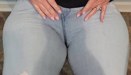 Lexi's wet jeans and rewetting chair dance
