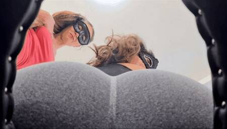 Hard facesitting Training in the smotherbox