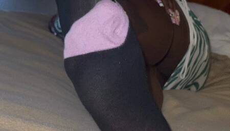STINKY SEXY SOCK REMOVAL JOI IN MIAMI