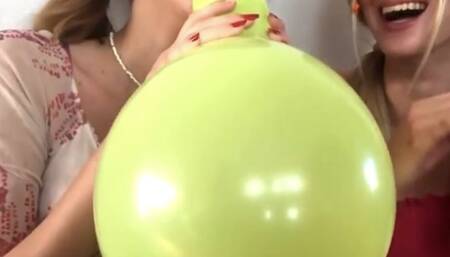 2 cute girls try their first b2p's