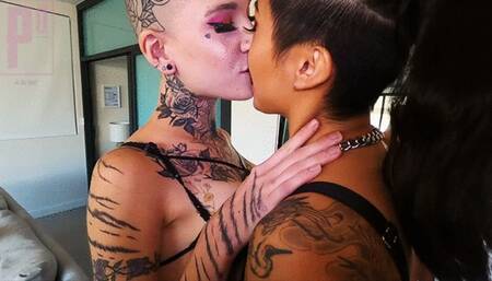 Aussie Threesome Pegging In Sydney