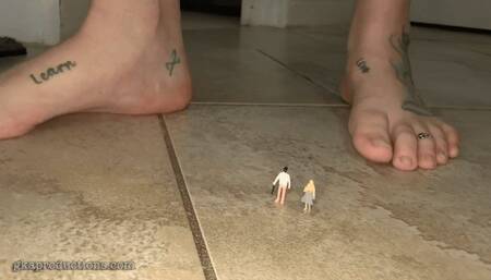 Giantess Villain Vanessa Rain Stomps On Shrunken Tinies (HD 1080p MP4)
