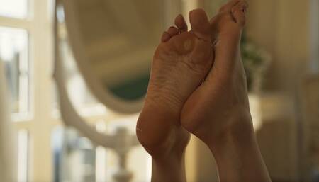 Dirty callused feet and goddess in lingerie (4K)