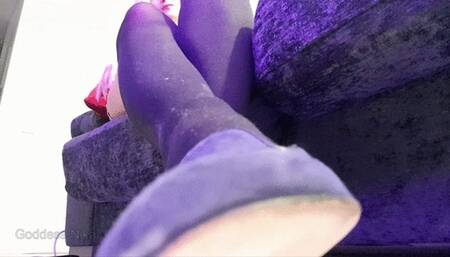 Stinky Stocking Addict