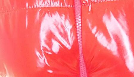 Alla sexy shows red glossy down jacket and leather leggings!!!