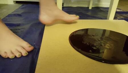Ling Stuck Barefoot in Super Sticky Glue Trap