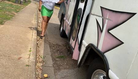 Balbina hard pedal pumping the FFP bus barefoot