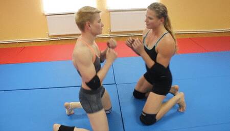 Yana vs Muscular Woman