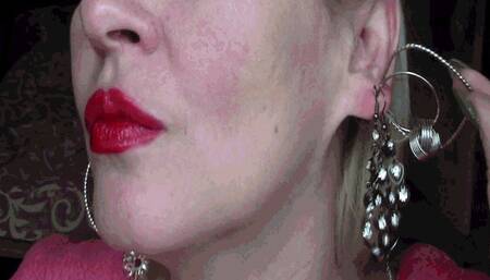 Penetration of many new earrings delivers Sophia orgasm