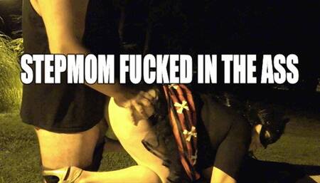 FOLLADA ANAL LA MADRASTRA