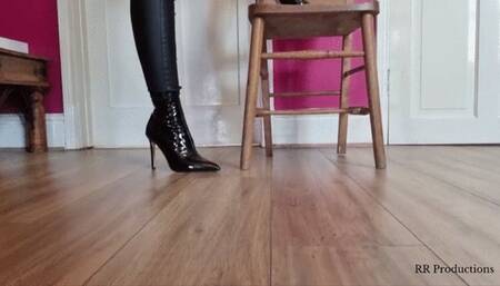 Lifting and Pegging Her Bitch (SD 720p)