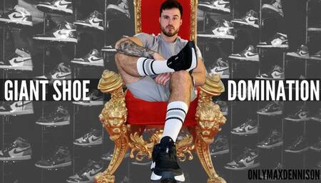 Macrophilia - giant shoe domination