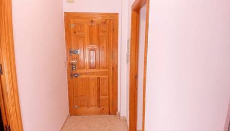 I DROP MY TOWEL IN FRONT OF THE DELIVERY MAN SO I SUCK HIS DICK FOR A NICE SOUVENIR