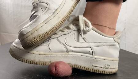 A CBT and Shoejob Dream in well worn and dirty white Nike AF´s - slavecam - 4K