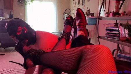 Cuckold Diaries Pt 2, The Pillow Humping Ass Kisser