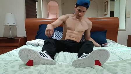 SHOW FEET CON VICTOR