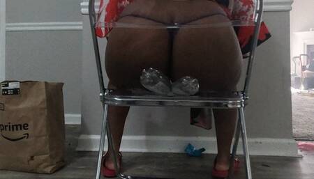 Big Sexy ass Flatten Disgusting Bottles and Cans 1080