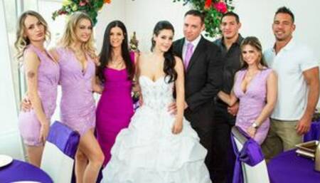 Rachel Roxxx fucking in the chair with her tattoos