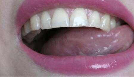 Mouth chew gummy bears MP4 HD 720p