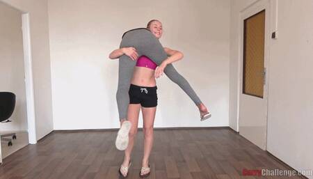 Carry Challenge - Veronika and Pauli - lift and carry fun (FullHD)