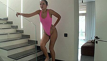 Love my big toilet ! (1920x1080 HD ) MP4