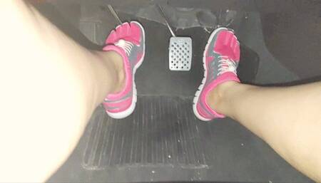 Fila Skeletoes Shoes Camaro Flooring With Peel outs